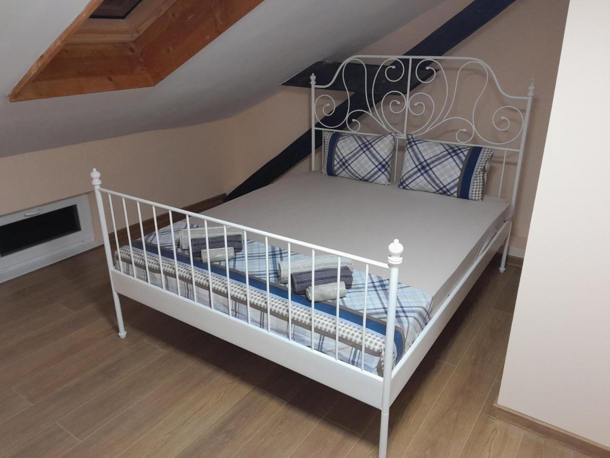 Hancho Sevenups - Kapana Plovdiv Center Екстер'єр фото
